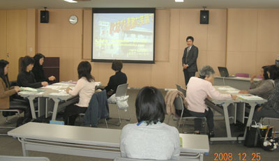 保健所にて講演